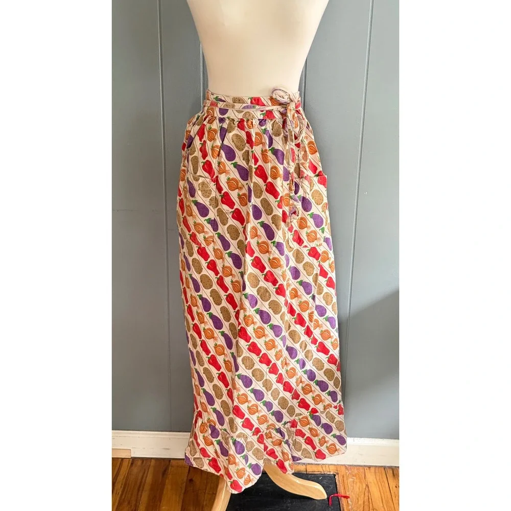 Perla Meyers Martex Vintage 70s Vegetable Print Waist Apron USA Cotton Novelty